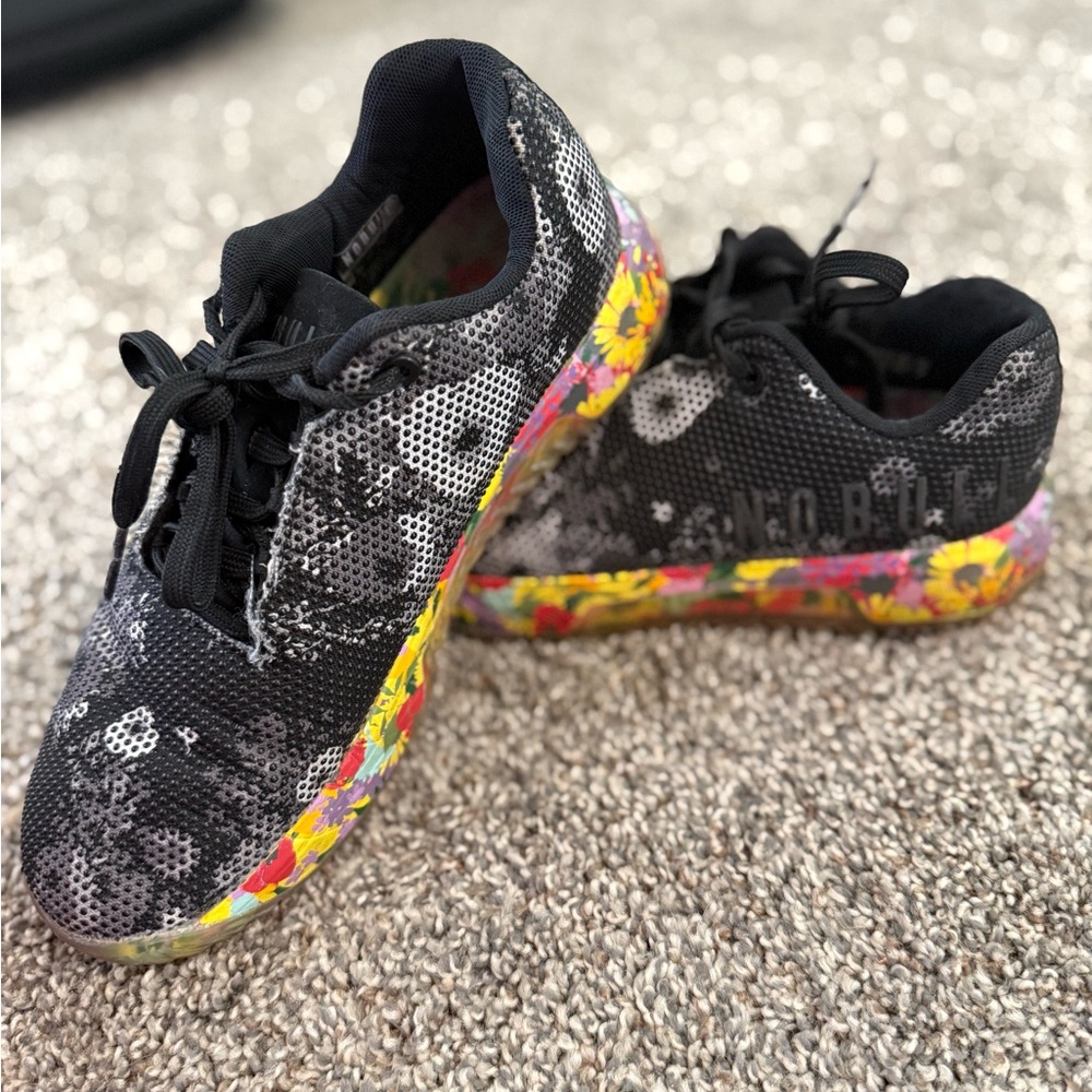 NOBULL FLORAL DESIGN TRAINERS